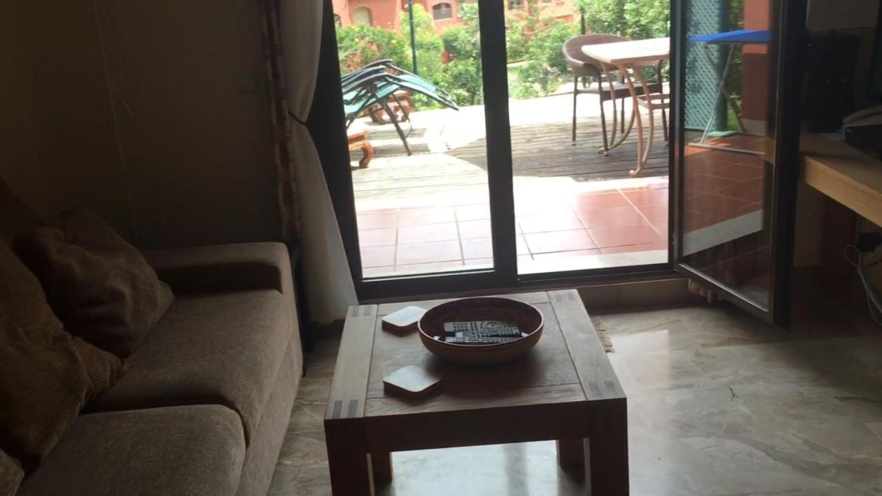Luxury 2-Bedrooms & Bathrooms Estepona Apartment מראה חיצוני תמונה