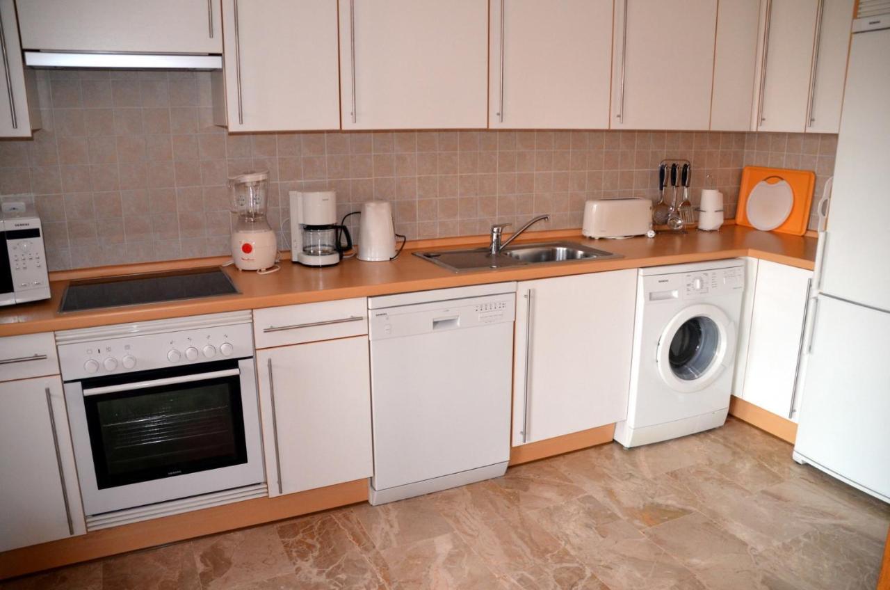 Luxury 2-Bedrooms & Bathrooms Estepona Apartment מראה חיצוני תמונה