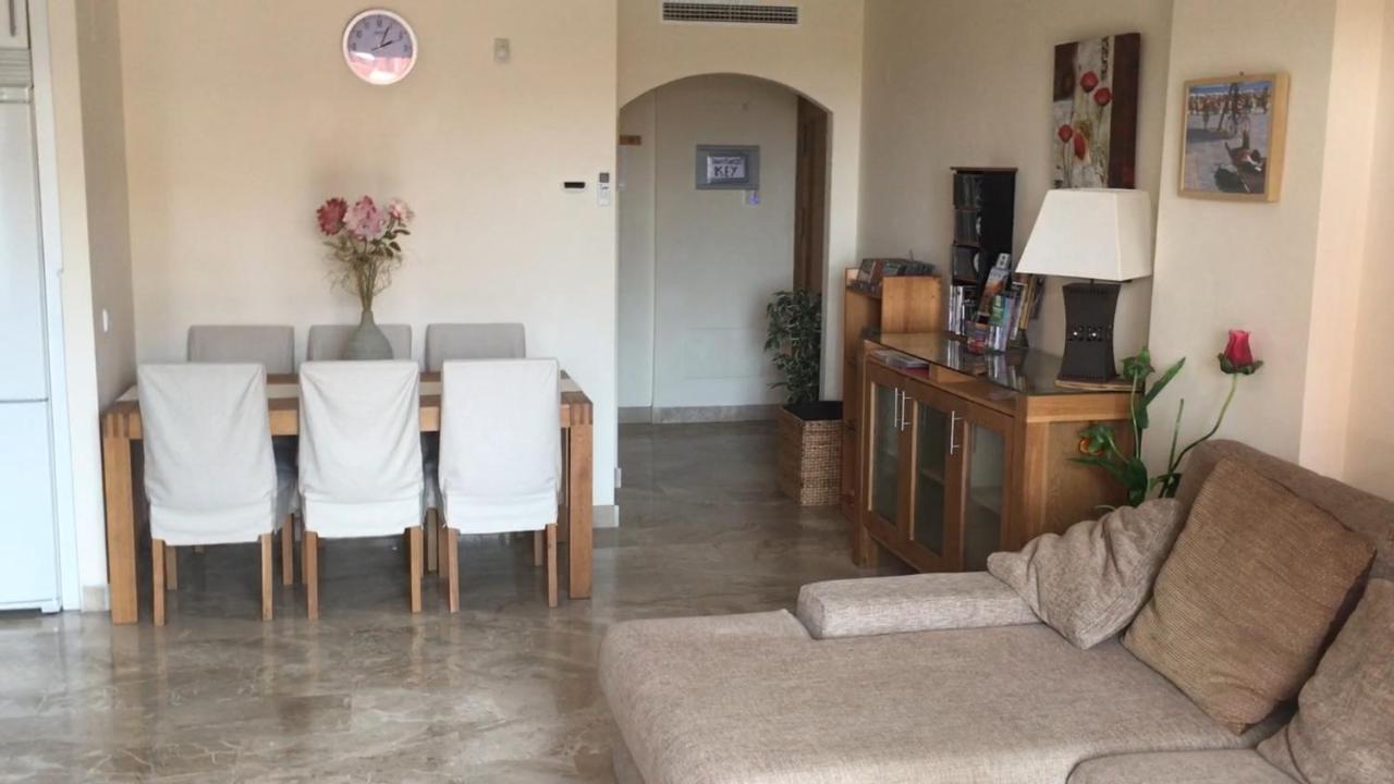 Luxury 2-Bedrooms & Bathrooms Estepona Apartment מראה חיצוני תמונה