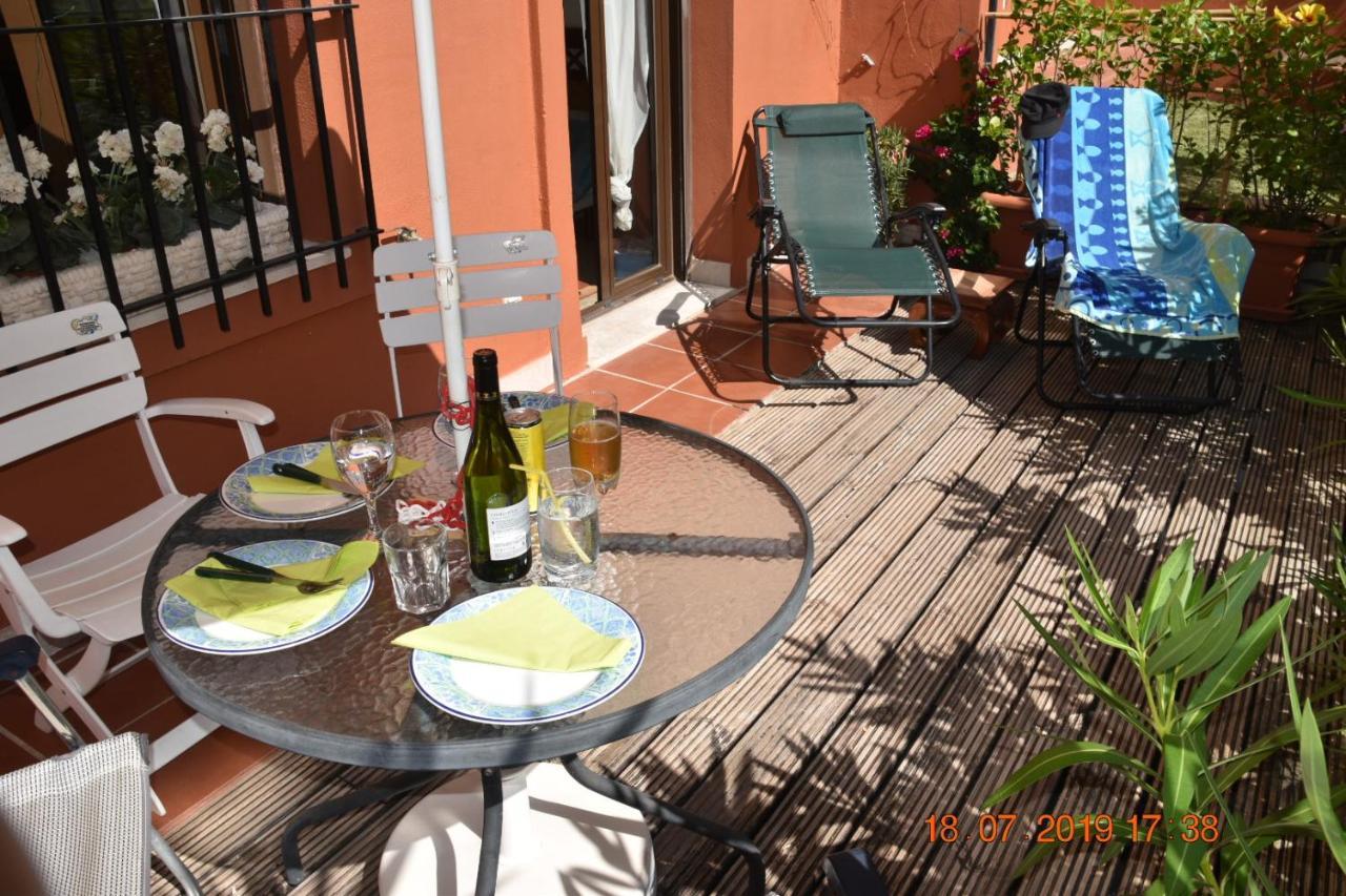Luxury 2-Bedrooms & Bathrooms Estepona Apartment מראה חיצוני תמונה