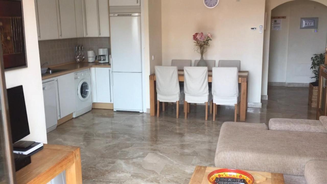 Luxury 2-Bedrooms & Bathrooms Estepona Apartment מראה חיצוני תמונה