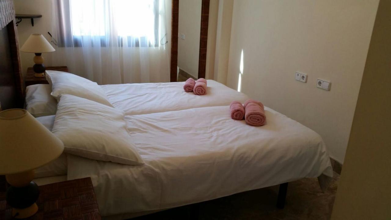 Luxury 2-Bedrooms & Bathrooms Estepona Apartment מראה חיצוני תמונה